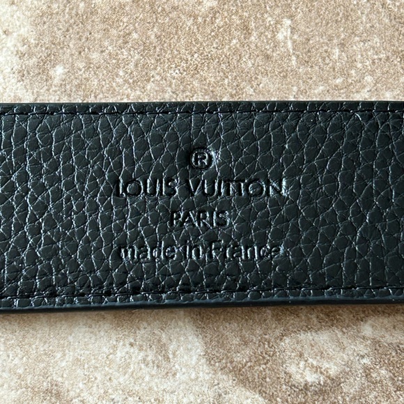 Louis Vuitton Checkered embossed leather belt - Picture 4 of 4